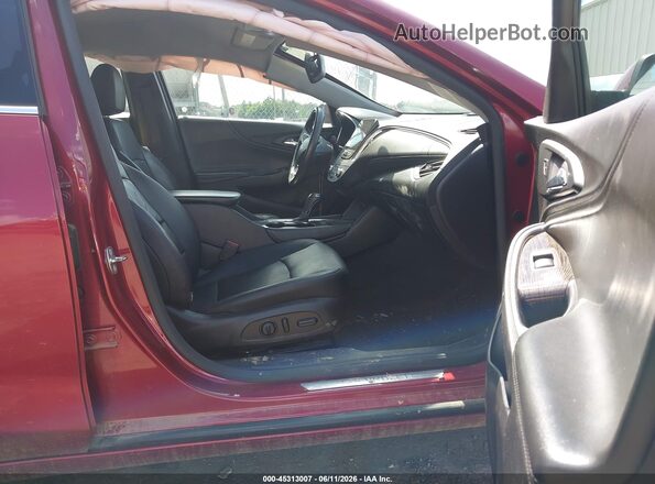 1G1ZH5SX4HF147141 2017 CHEVROLET MALIBU Red Front interior view
