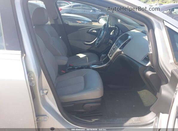1G4PR5SK5H4110350 2017 BUICK VERANO Gray Front interior view