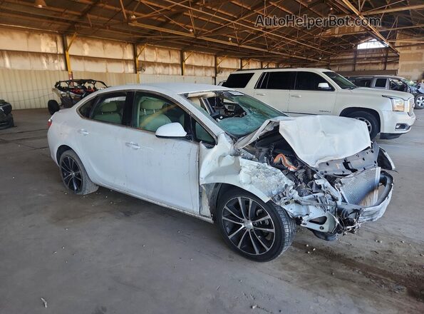 1G4PR5SK6H4112415 2017 BUICK VERANO White Առջևի աջ