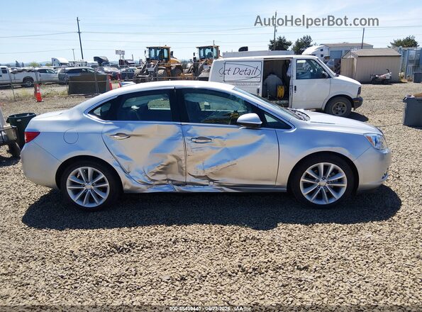 1G4PS5SK2H4121259 2017 BUICK VERANO Silver უკანა სალონის ხედი