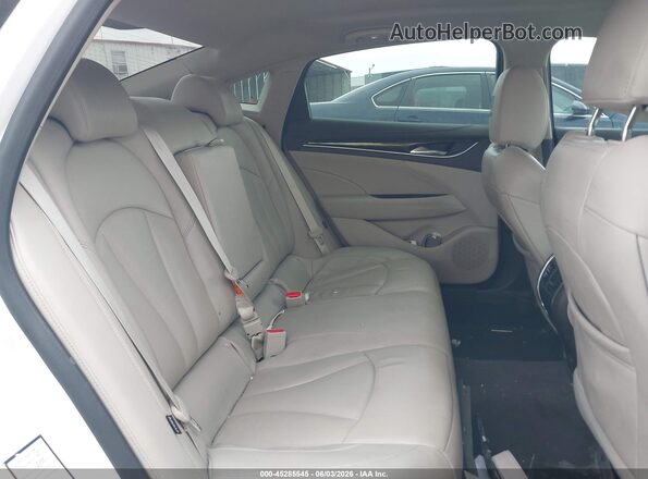 1G4ZP5SS1HU182645 2017 BUICK LACROSSE White VIN կոդի պիտակի տեսք
