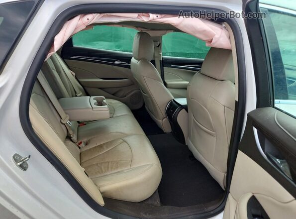 1G4ZP5SS2HU126763 2017 BUICK LACROSSE White Rear seats view