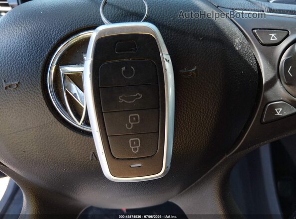 1G4ZP5SS4HU146271 2017 BUICK LACROSSE Бежевый Вид панели приборов
