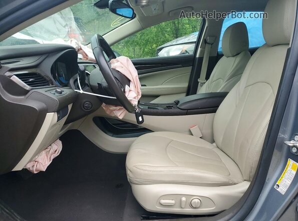 1G4ZP5SS4JU148270 2018 BUICK LACROSSE Gray 