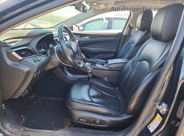 1G4ZP5SS9JU141184 2018 BUICK LACROSSE Black Вид салону спереду