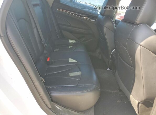 1G4ZP5SZ8JU127385 2018 BUICK LACROSSE White Vista de los asientos traseros