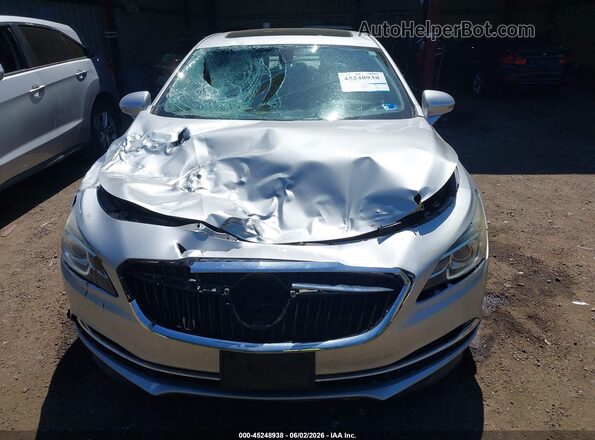 1G4ZP5SZ9JU100700 2018 BUICK LACROSSE Silver Rear interior view