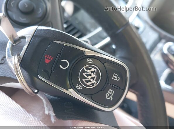 1G4ZP5SZ9JU100700 2018 BUICK LACROSSE Silver Dashboard view