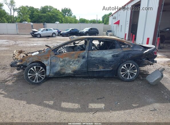 1G4ZR5SS0HU141322 2017 BUICK LACROSSE Black Вид спереду