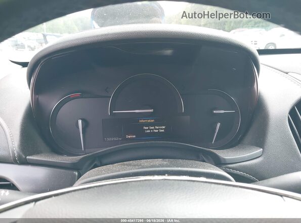 1G6AA5RX3H0109100 2017 CADILLAC ATS White Widok tylnych siedzeń