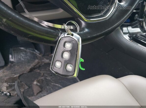 1G6AA5RX3H0109100 2017 CADILLAC ATS White Widok deski rozdzielczej