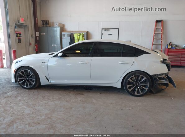 1G6D35R63N0810486 2022 CADILLAC CT5 White Панорамний вид салону 360°