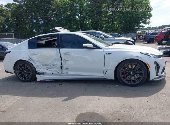 1G6D35R66R0811010 2024 CADILLAC CT5 White Вид спереду
