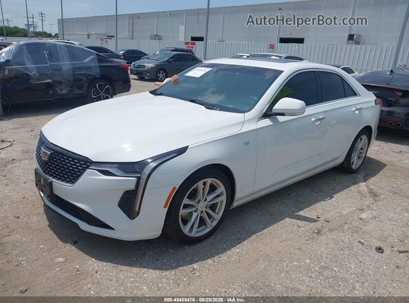 1G6DJ5RK7S0117838 2025 CADILLAC CT4 White წინა მარცხენა ხედი სამი მეოთხედიდან