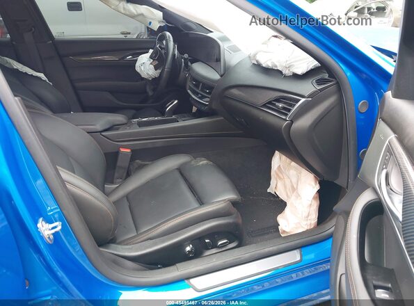 1G6DP5RK9T0102564 2026 CADILLAC CT5 Blue Вид салону спереду