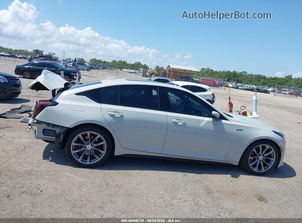 1G6DR5RW5M0130196 2021 CADILLAC CT5 White Vista interior trasera