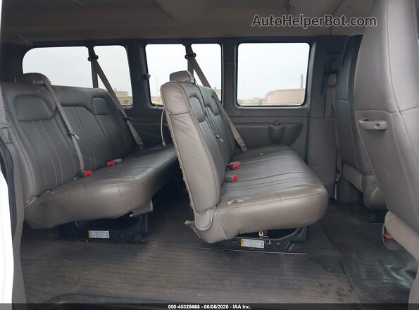 1GAWGEFG0J1280451 2018 CHEVROLET EXPRESS White Вид наклейки з VIN-кодом
