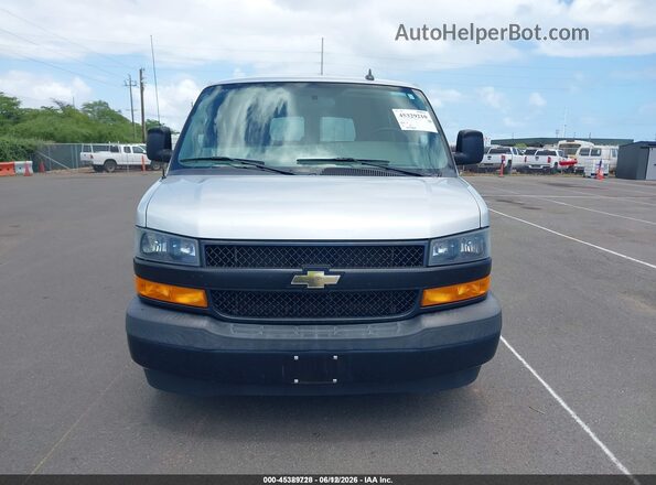 1GAWGEFG6J1302047 2018 CHEVROLET EXPRESS Silver 