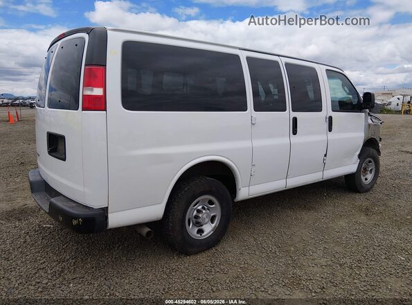 1GAWGEFP6J1220013 2018 CHEVROLET EXPRESS White Rear right