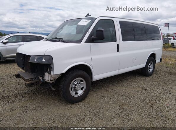 1GAWGEFP6J1220013 2018 CHEVROLET EXPRESS White Front left