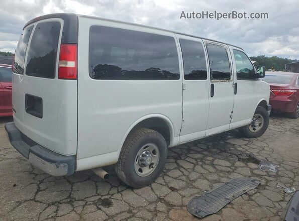 1GAWGFFG7K1220755 2019 CHEVROLET EXPRESS White Задня права чверть