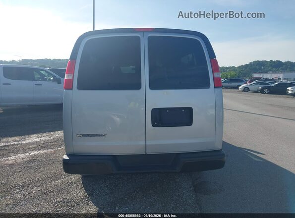 1GAZGNFG2K1324951 2019 CHEVROLET EXPRESS Серебряный 