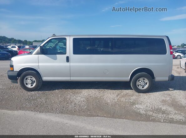 1GAZGNFG2K1324951 2019 CHEVROLET EXPRESS Серебряный Панорамный вид салона 360°