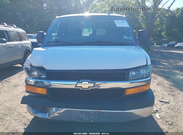1GAZGPFG0G1162417 2016 CHEVROLET EXPRESS White Instrument cluster view