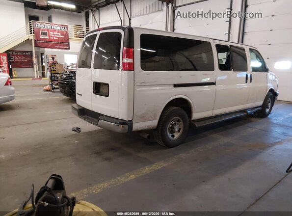 1GAZGPFG3K1239273 2019 CHEVROLET EXPRESS White Rear right