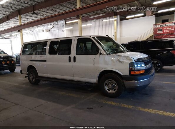 1GAZGPFG3K1239273 2019 CHEVROLET EXPRESS White 360 interior view