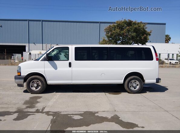 1GAZGPFG4J1337629 2018 CHEVROLET EXPRESS White 