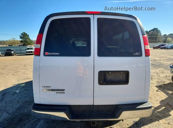 1GAZGPFG7G1201164 2016 CHEVROLET EXPRESS Белый Вид сзади