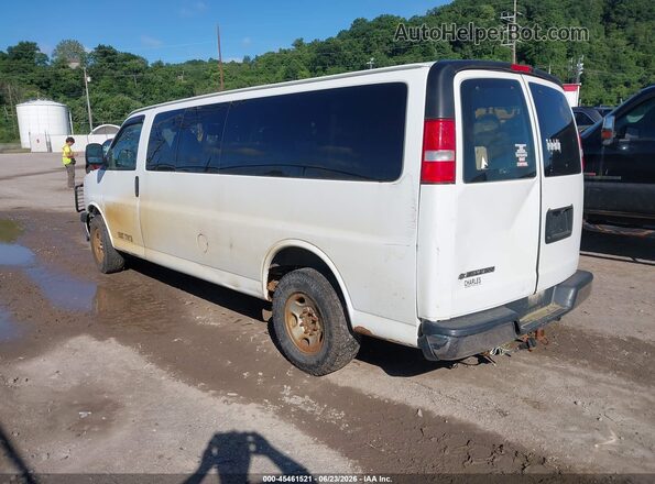 1GAZGPFGXH1340805 2017 CHEVROLET EXPRESS White Rear left