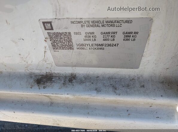1GB2YLE76MF236247 2021 CHEVROLET SILVERADO White Vista del compartimento del motor