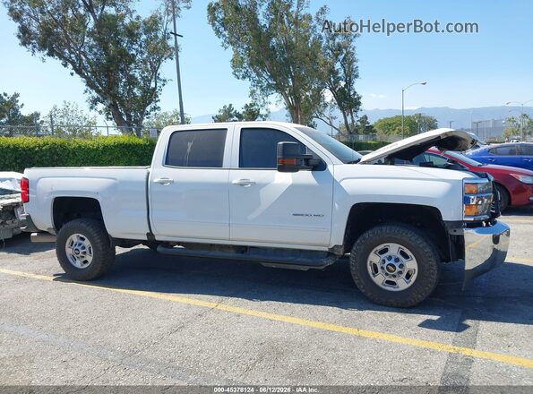 1GC1CVEY1HF195249 2017 CHEVROLET SILVERADO White Widok wnętrza z tyłu