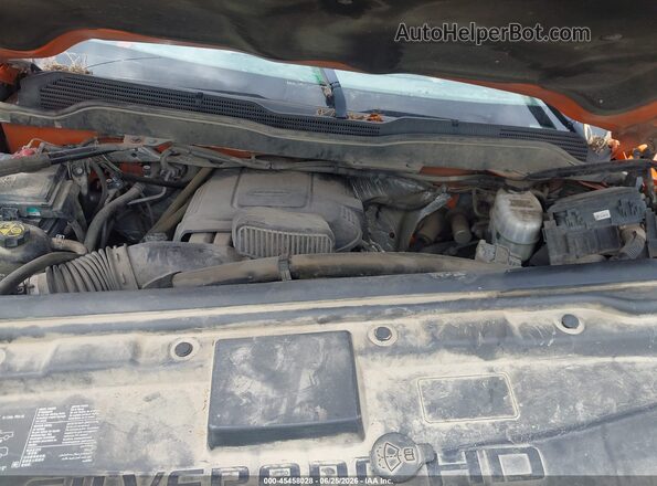1GC1CYEGXJF210698 2018 CHEVROLET SILVERADO Orange Вид ззаду