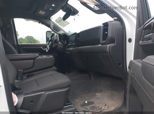 1GC1KNE75TF141097 2026 CHEVROLET SILVERADO White Սալոնի դիմացի տեսք