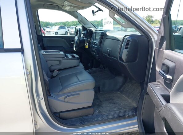 1GC1KUEG5JF258086 2018 CHEVROLET SILVERADO Silver Սալոնի դիմացի տեսք