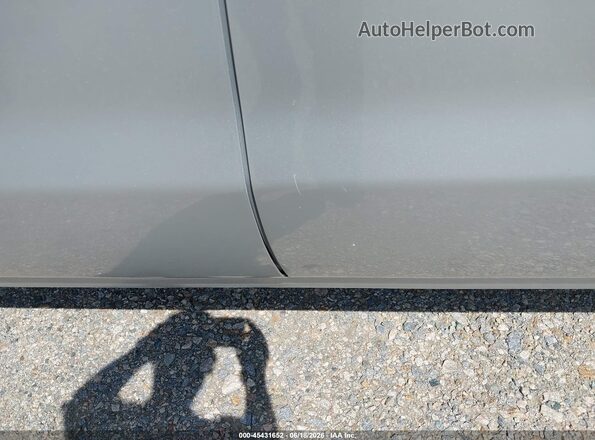 1GC1KUEG5JF258086 2018 CHEVROLET SILVERADO Silver Սարքավորումների վահանակի տեսք