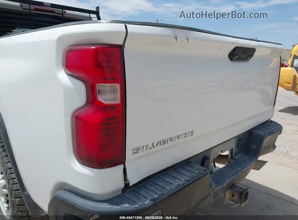 1GC1WLE73LF332106 2020 CHEVROLET SILVERADO White Rear interior view