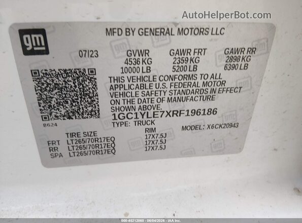 1GC1YLE7XRF196186 2024 CHEVROLET SILVERADO White Widok komory silnika