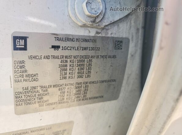 1GC2YLE71MF130722 2021 CHEVROLET SILVERADO White ძრავის განყოფილების ხედი