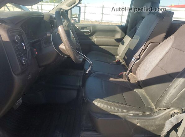 1GC3YLE74MF178557 2021 CHEVROLET SILVERADO White Widok wnętrza z przodu