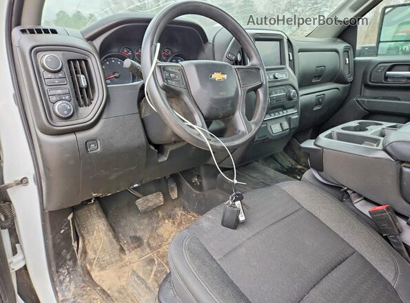 1GC3YLE7XMF209567 2021 CHEVROLET SILVERADO Белый Вид панели приборов