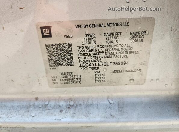 1GC4YLE73LF258094 2020 CHEVROLET SILVERADO Silver Widok naklejki z numerem VIN