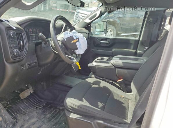 1GC4YLE7XRF265245 2024 CHEVROLET SILVERADO White Вид салону спереду