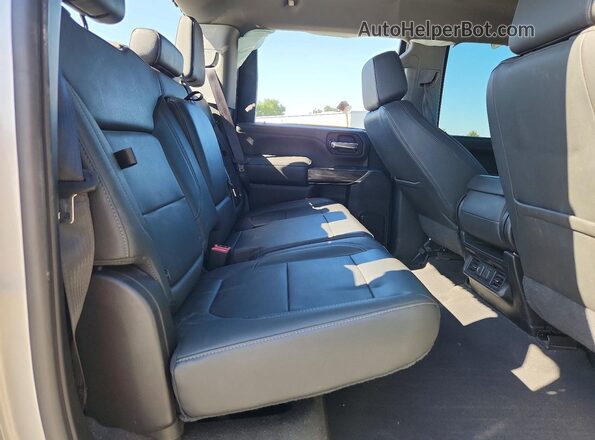 1GC4YPEY6NF132072 2022 CHEVROLET SILVERADO Серебряный Вид задних сидений