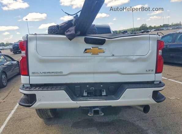 1GC4YPEY8NF100031 2022 CHEVROLET SILVERADO Белый Вид сзади