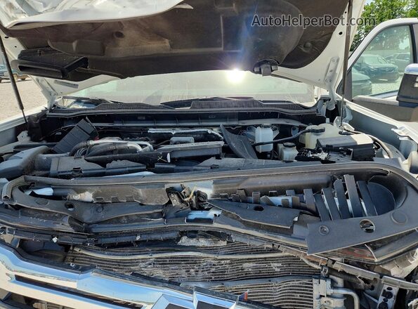 1GC4YUEY7RF196447 2024 CHEVROLET SILVERADO White Widok wnętrza z tyłu