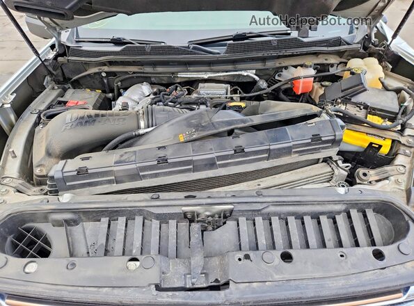 1GC4YVEYXNF100987 2022 CHEVROLET SILVERADO Gray Rear interior view